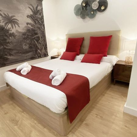 Miramar Luxurious Flat, 3 Double Rooms, Free Parking, Terrace, Completely New Σαν Σεμπαστιάν Εξωτερικό φωτογραφία