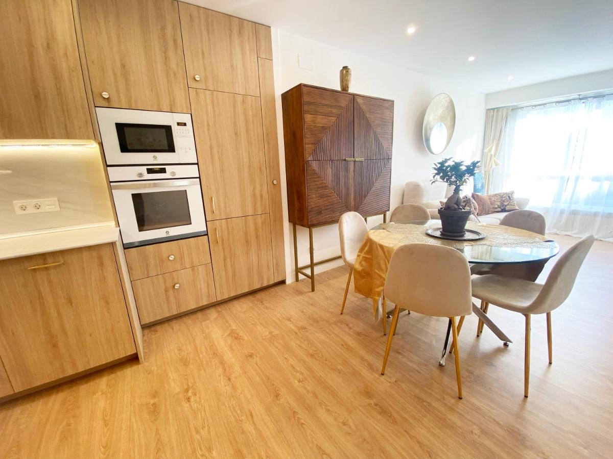 Miramar Luxurious Flat, 3 Double Rooms, Free Parking, Terrace, Completely New Σαν Σεμπαστιάν Εξωτερικό φωτογραφία