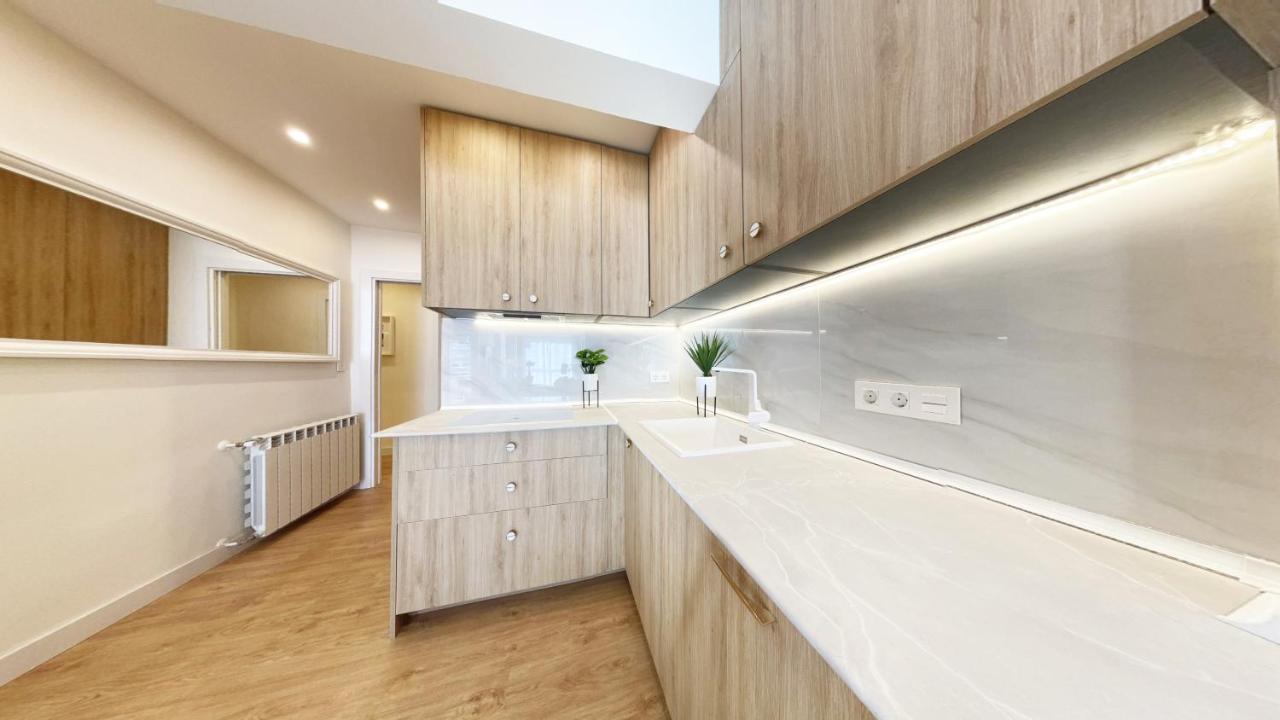 Miramar Luxurious Flat, 3 Double Rooms, Free Parking, Terrace, Completely New Σαν Σεμπαστιάν Εξωτερικό φωτογραφία