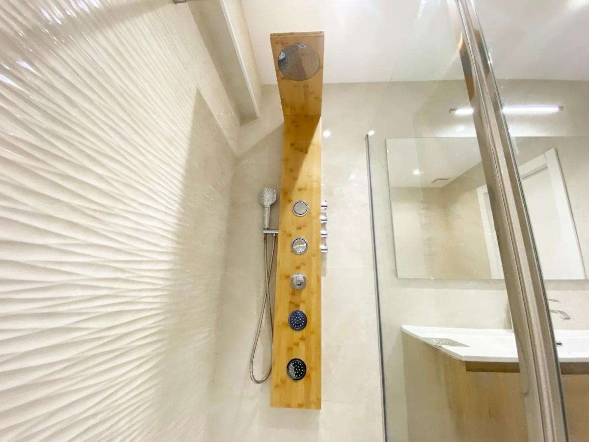 Miramar Luxurious Flat, 3 Double Rooms, Free Parking, Terrace, Completely New Σαν Σεμπαστιάν Εξωτερικό φωτογραφία
