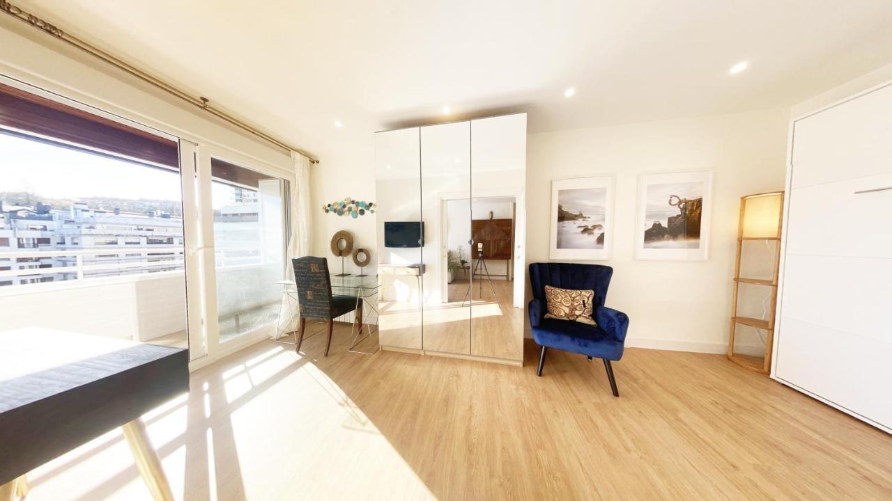 Miramar Luxurious Flat, 3 Double Rooms, Free Parking, Terrace, Completely New Σαν Σεμπαστιάν Εξωτερικό φωτογραφία