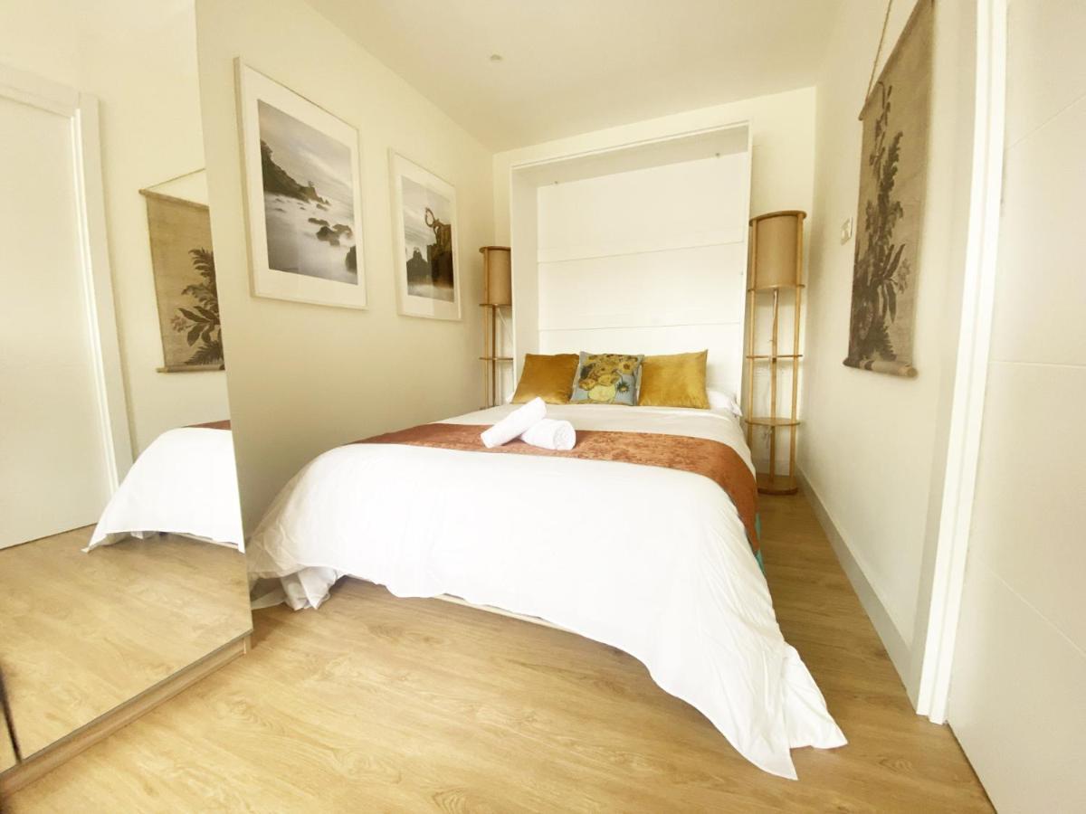 Miramar Luxurious Flat, 3 Double Rooms, Free Parking, Terrace, Completely New Σαν Σεμπαστιάν Εξωτερικό φωτογραφία